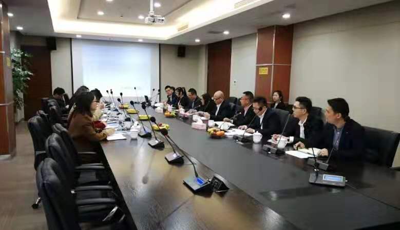 华煜.jpg 华煜.jpg